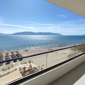 apt-old-beach.albaniahotels.org/