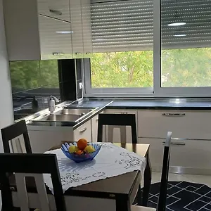 apartament-qetesia.albaniahotels.org/