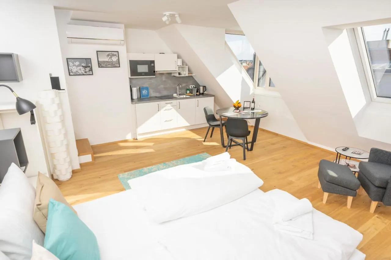 Rooftop Apartments mit großer Terrasse by ichbucheAT Wien