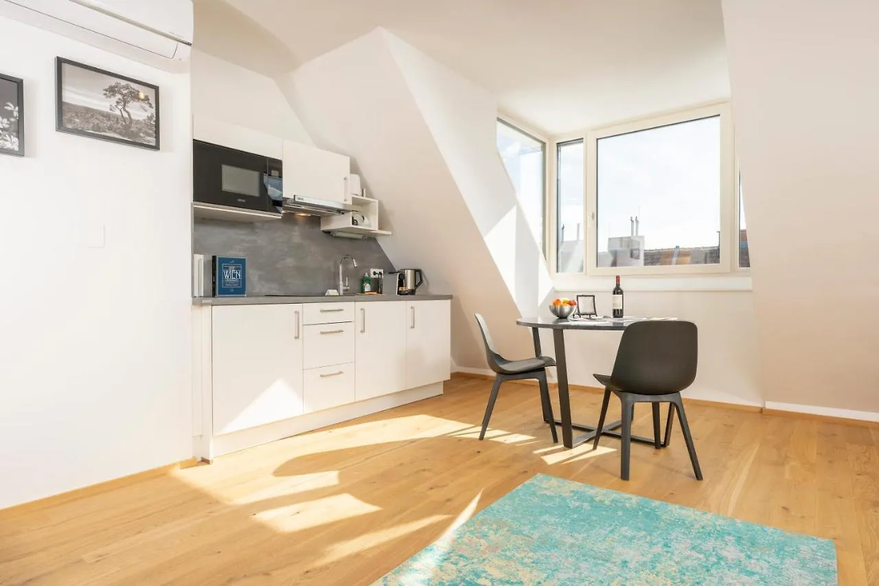 Rooftop Apartments mit großer Terrasse by ichbucheAT Wien Österreich