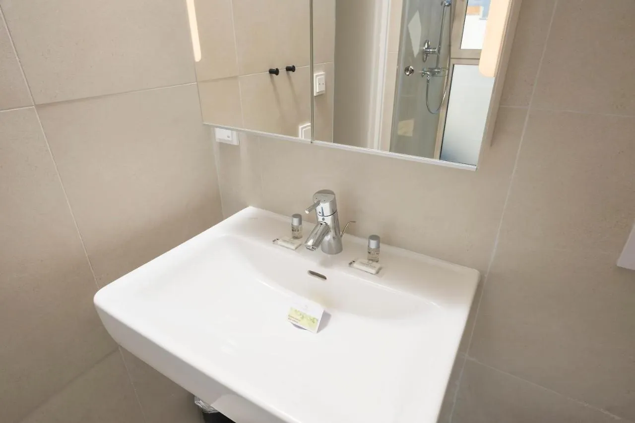 Rooftop Apartments Mit Grosser Terrasse Βιέννη