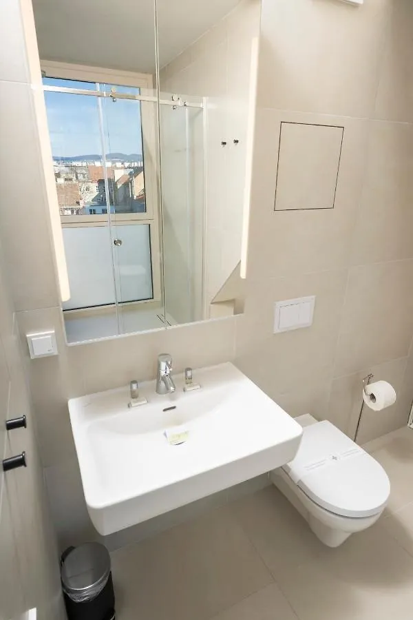 Rooftop Apartments Mit Grosser Terrasse Βιέννη