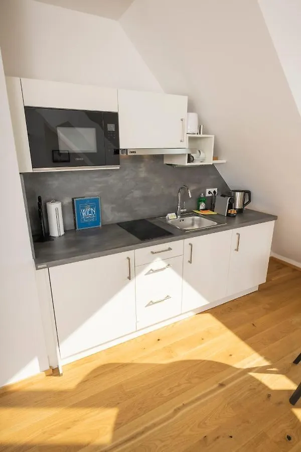 Rooftop Apartments mit großer Terrasse by ichbucheAT Wien 0*,